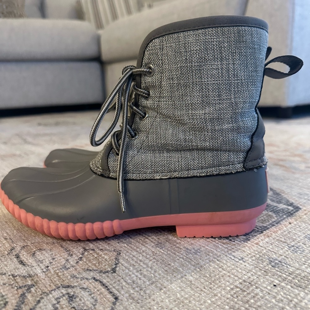Gray and Pink Winter Rain Boots with Lace-Up Design
